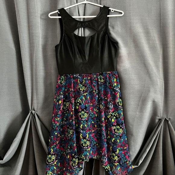 Material Girl Dress M - Picture 1 of 3